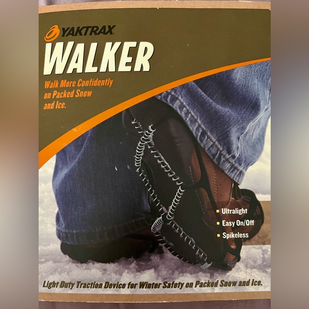 Yaktrax Walker Winter Traction Device Brand New
